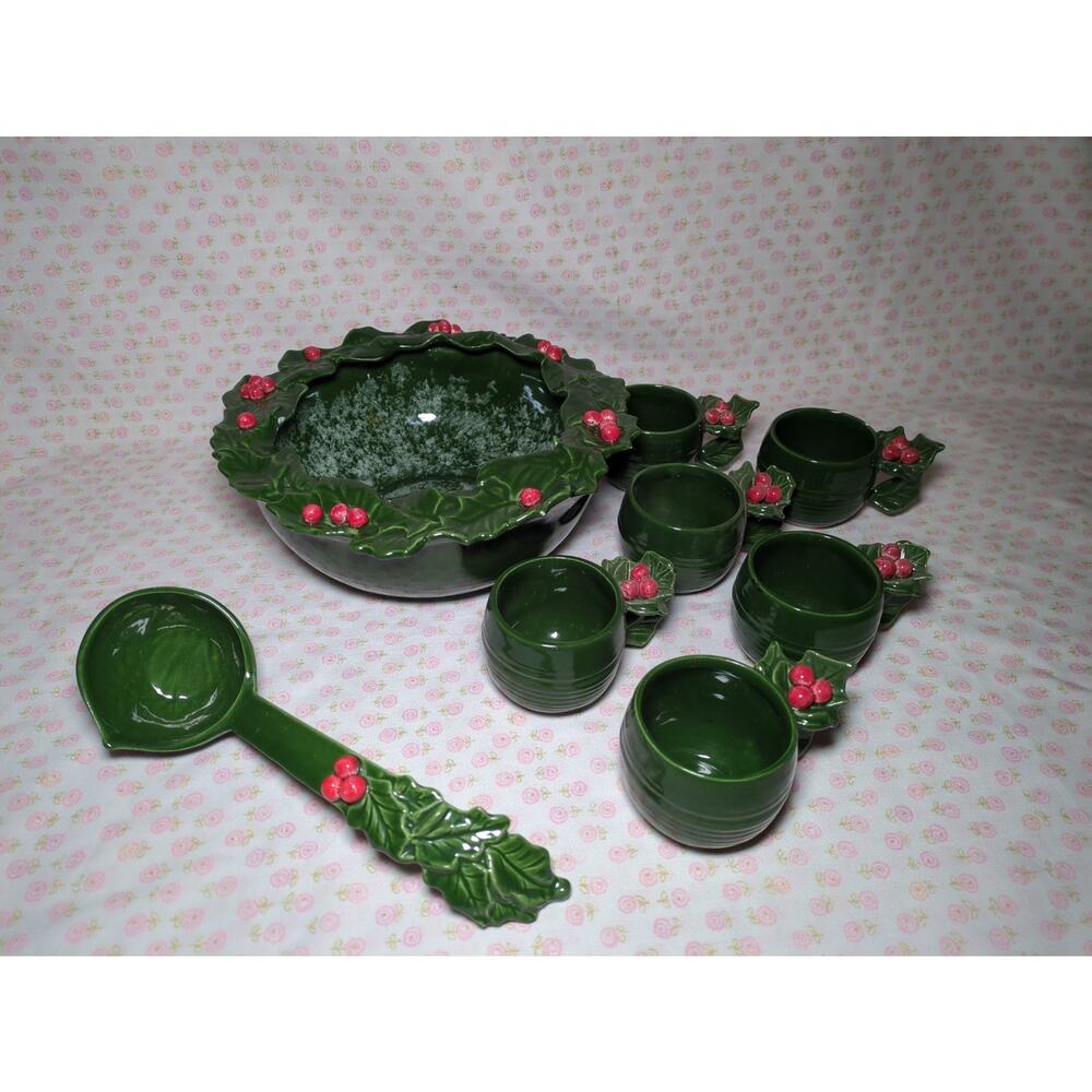 Vtg 50s Riddell Calif Ceramic Holly & Berry Christmas Punch Bowl, Ladle, Cups